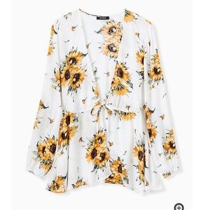 IN SEARCH OF!!! WHITE SUNFLOWER CREPE KIMONO